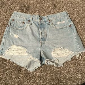 Levi Jean Shorts